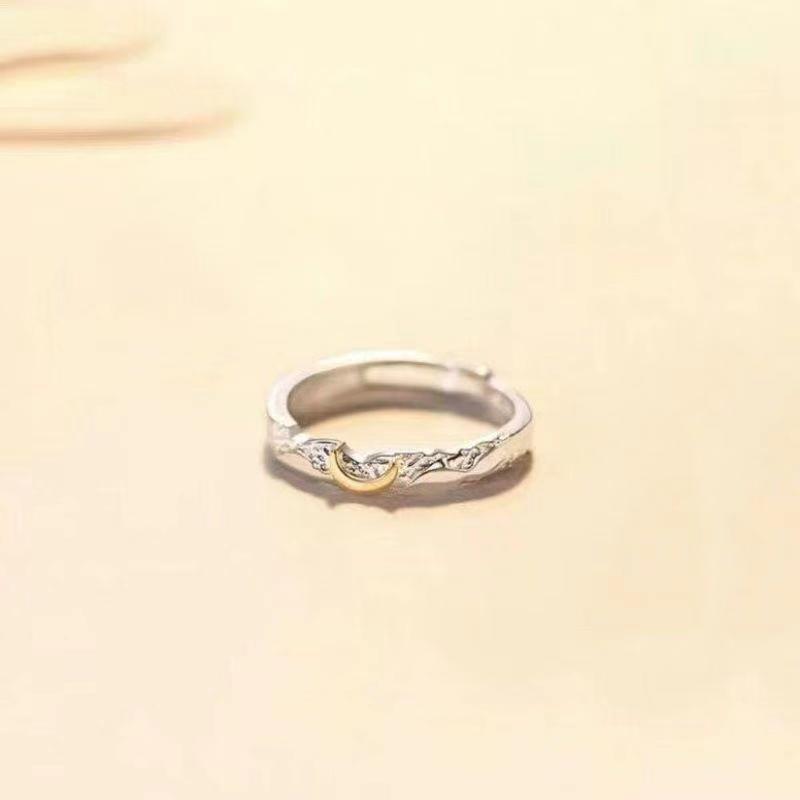 Sun & Moon Radiance His & Hers Wedding Bands: Unique Silver Rings with Original Design for Couples – Ideal Birthday Gift