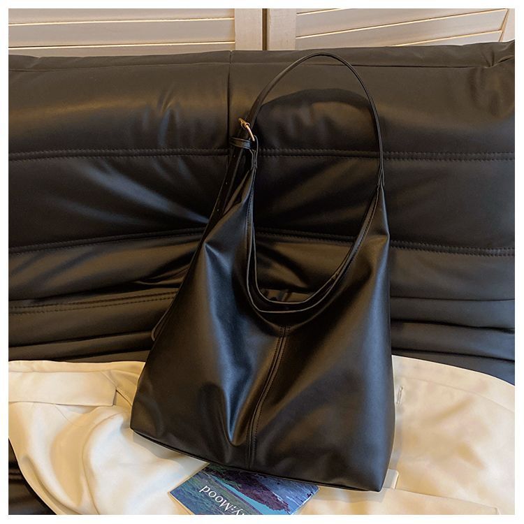 Large Capacity Commute To Work, High Sense Messenger Brown Tote Bag, Women's 2025 New Shoulder Armpit Bag