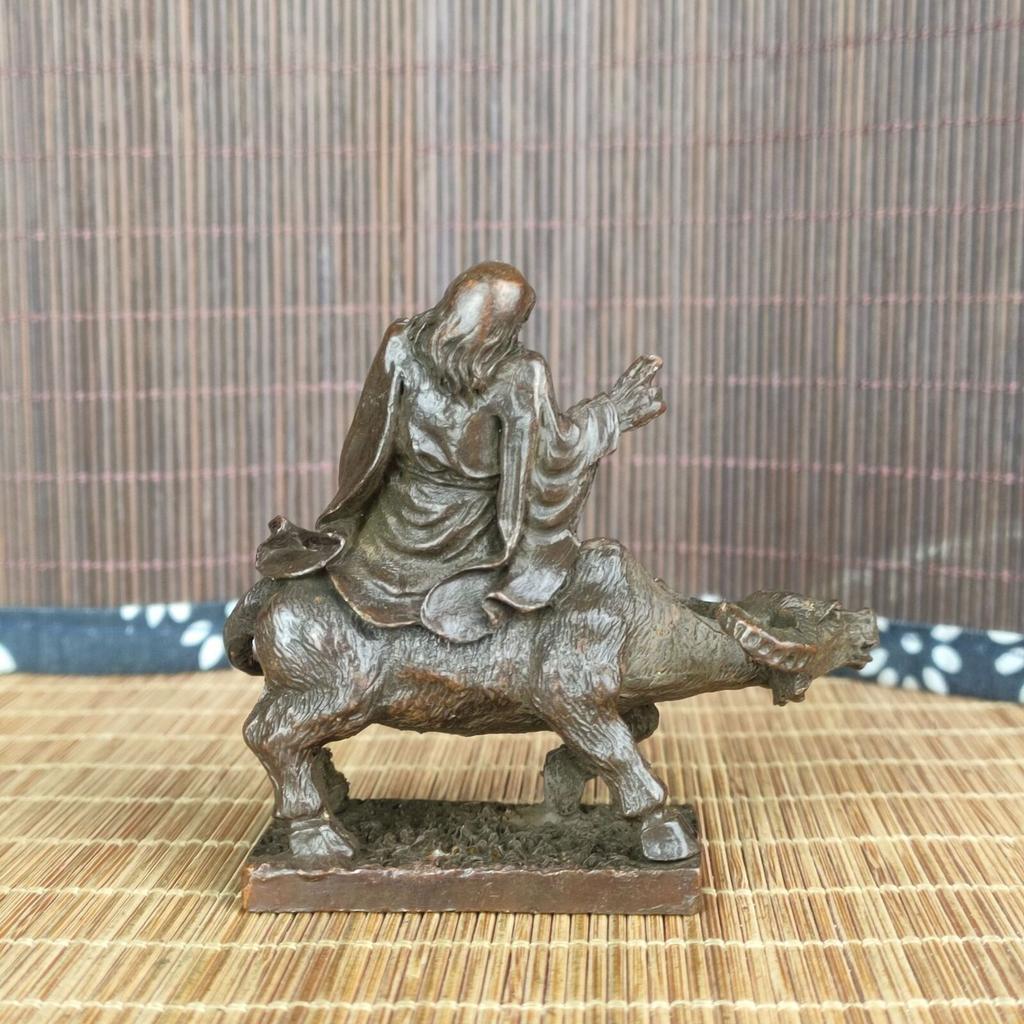 Chinese Antique Bronze Laozi Riding Ox Pendant Tea Pet Desktop Decoration
