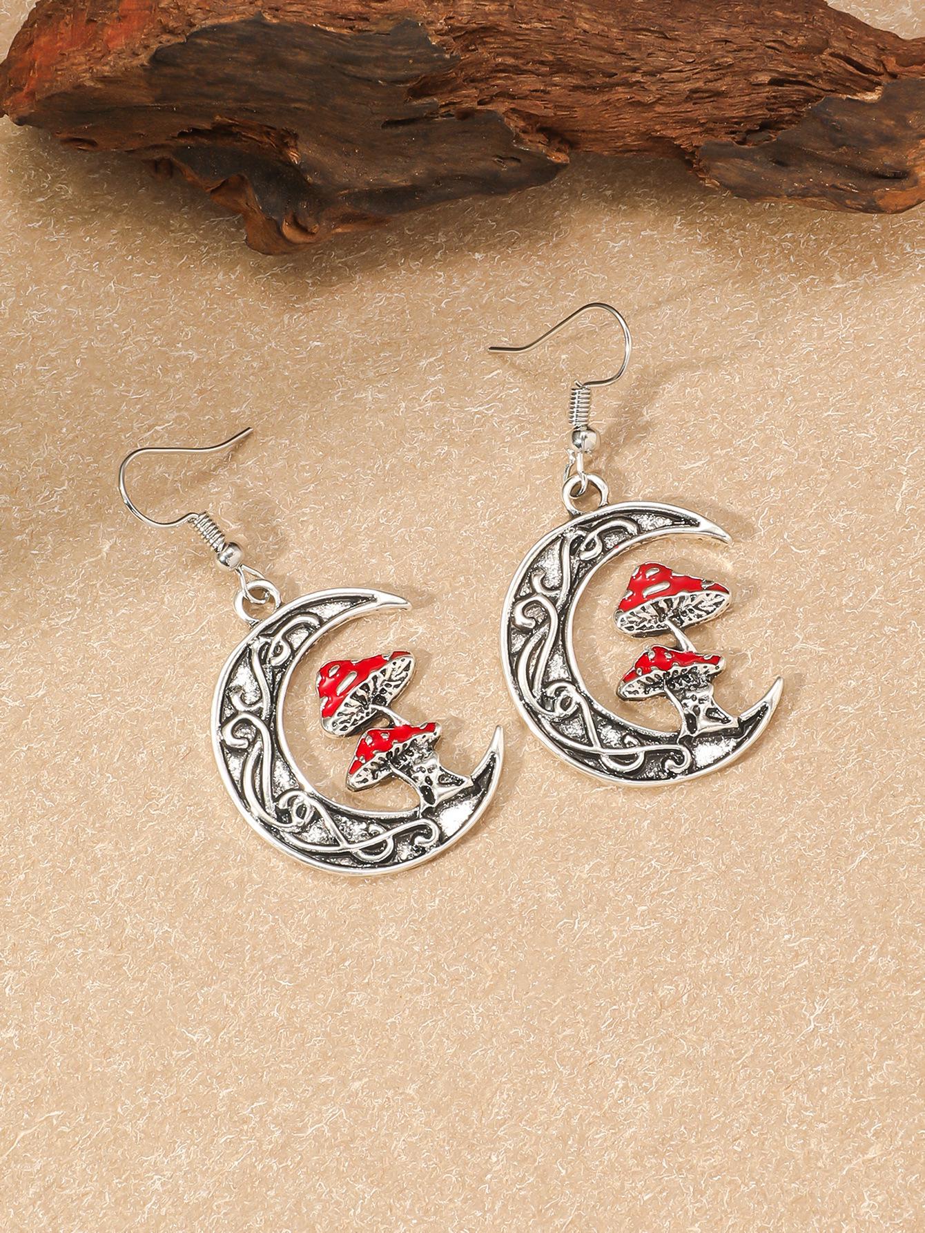 European Red Mushroom Cute Moon Earrings античный серебряного