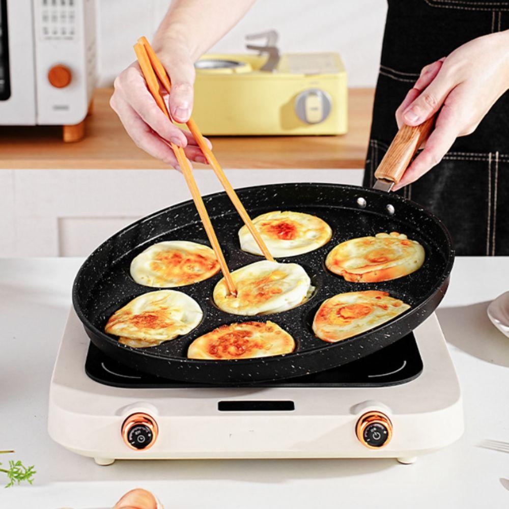 4/7 Hole Egg Frying Pan Round Egg Cooker Multi-functional Breakfast Egg Pan Induction Cook-top