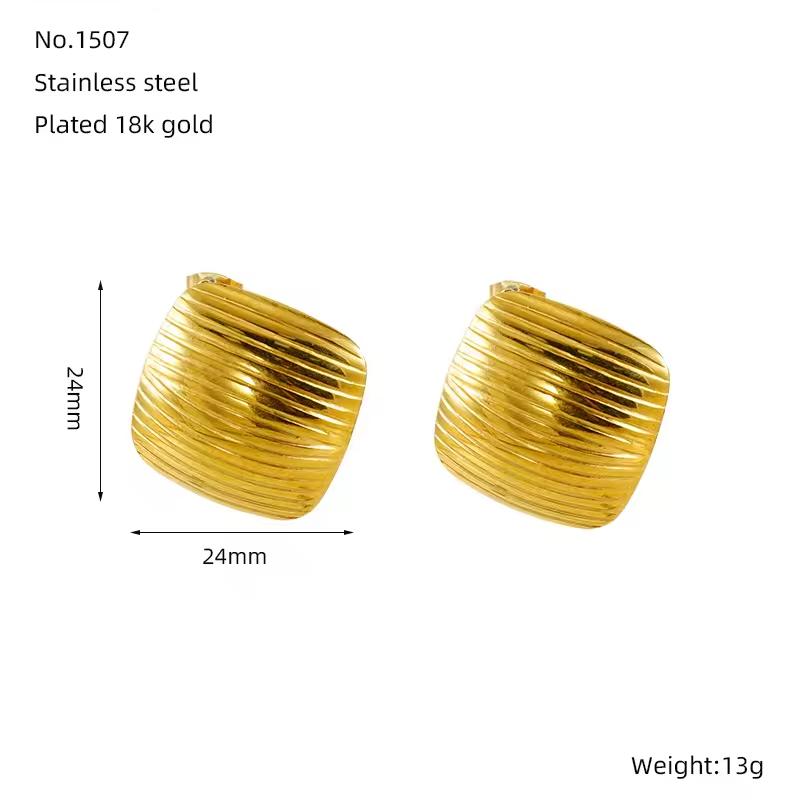 Vintage Fashion Chunky Jewelry 18K Gold Stainless Steel Square Striped Leaf Heart Stud Earrings for Women