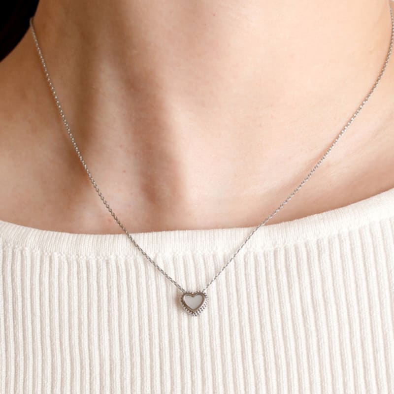 Noonoo Fingers Roulette Heart Necklace