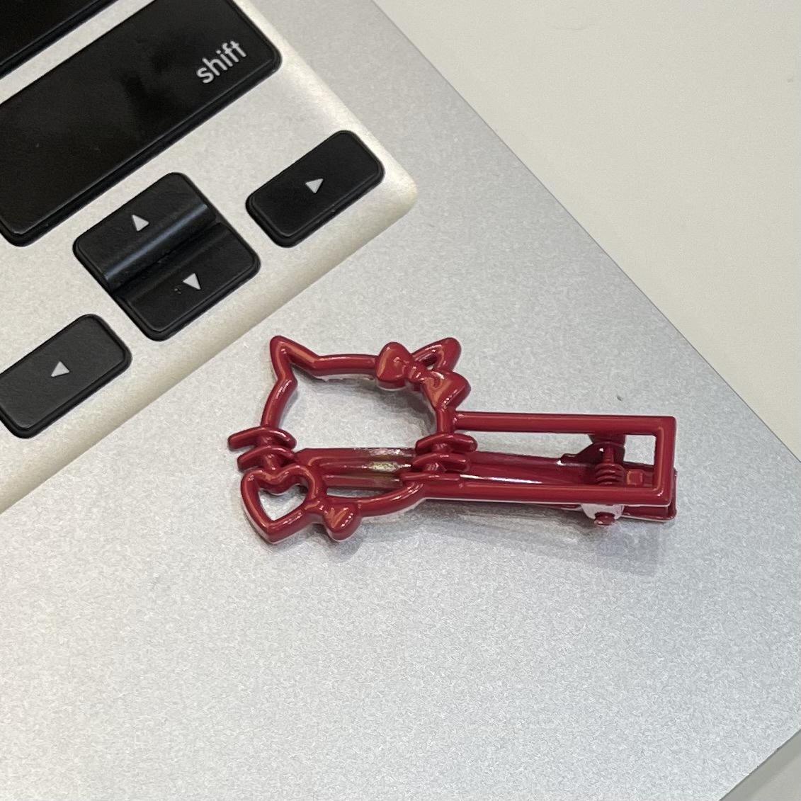 

Сплав Красный Мультяшный Котенок Сердце Заколка для Волос - Милые Аксессуары для Девочек и Студенток