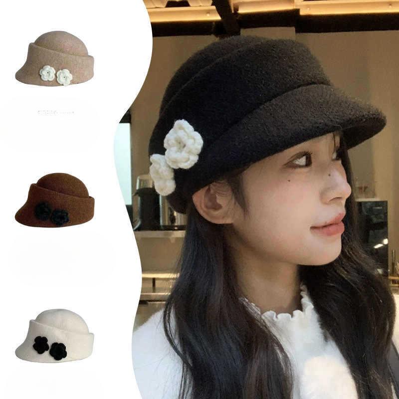 Korean Versatile Flower Beret Autumn and Winter New Windproof and Warm Hat for Women Outdoor Leisure Equestrian Hat Newspaper Boy Hat