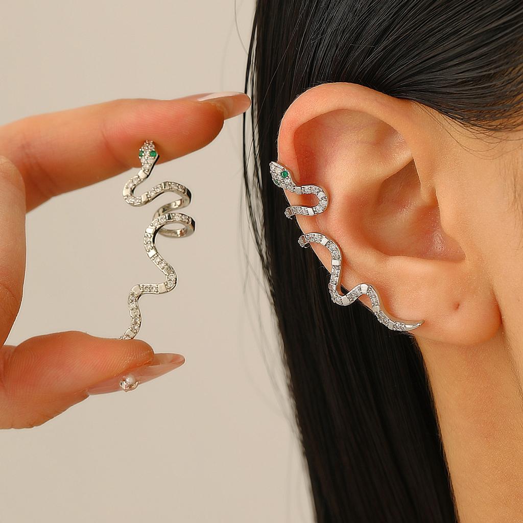 LATS 1 PZ Punk Snake Ear Cuff Nero Clip per Orecchio Senza Foro Orecchino per Donne Uomini Falso Cartilagine Ear Cuff Gioiello