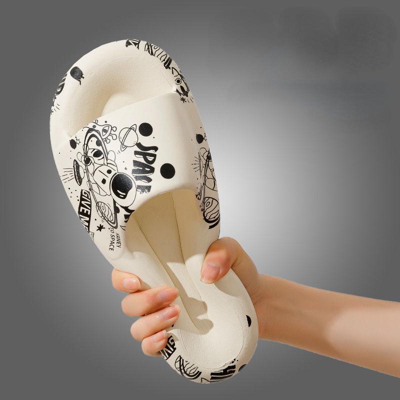 

Модные тапочки женские домашние на платформе домашняя мода с шикарным кончиком горячие удобные шлепанцы летние новые 2024 милые тапочки женские сандалии 42-43