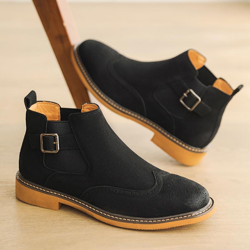 New Retro Style Chelsea Men Boots Carved Frosted Polished Colors Business Casual Belt Buckle Decorati Short Boots