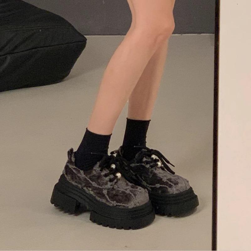 Fashion Women's Shoes Round Toe Platform Pearl Ladies Pumps Footwear Popular Comfortable and Elegant High Quality Quick Delivery