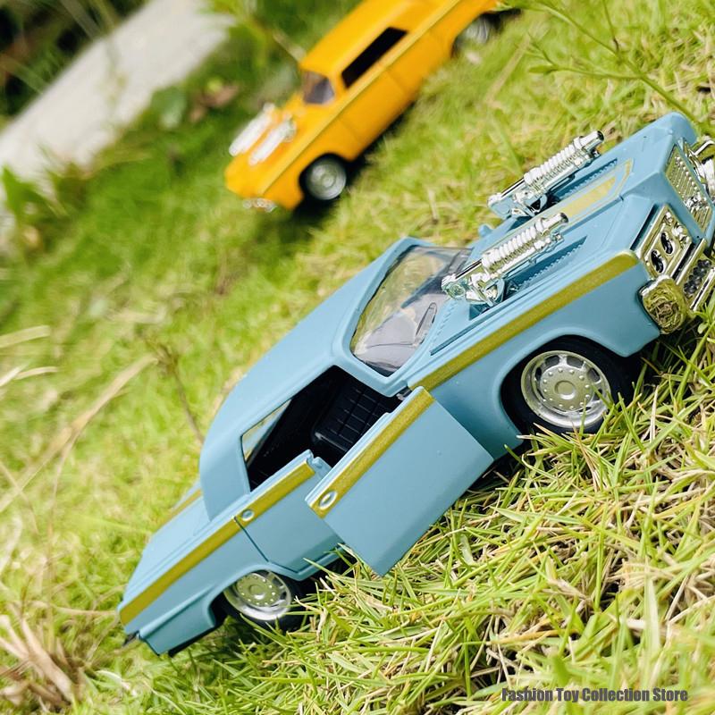 1/32 Dodge Chrysler Vintage modifiziertes Automodell aus Legierung mit Druckguss-Spielzeug mit Ton und Licht, Fahrzeuge, Dekoration, Spielzeug für Kinder, Geschenk