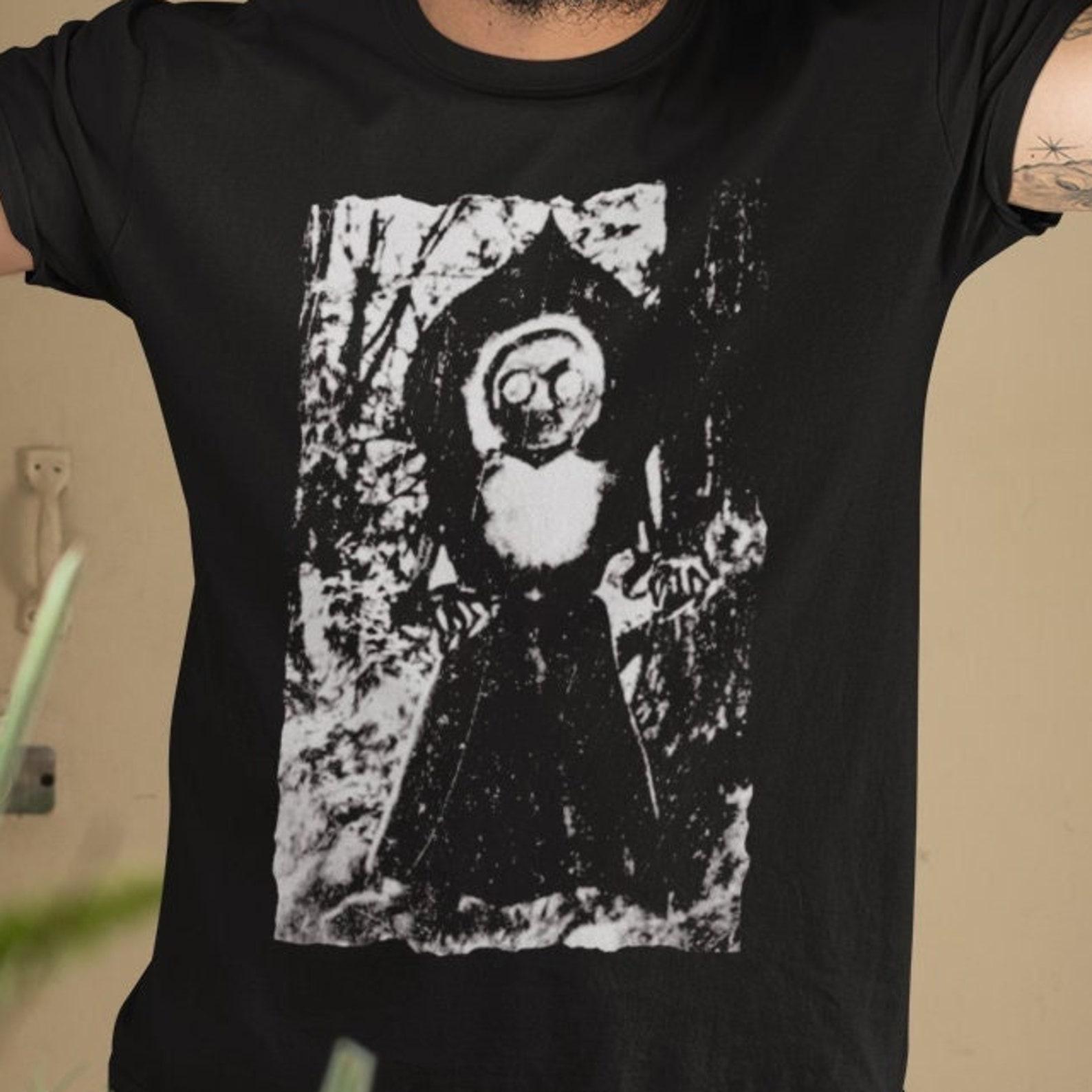 Cryptid Shirt Flatwoods Monster T-shirt UFO Tee Cryptozoology Lover Top West Virginia Urban Legend Alien Graphic Paranormal Gift S