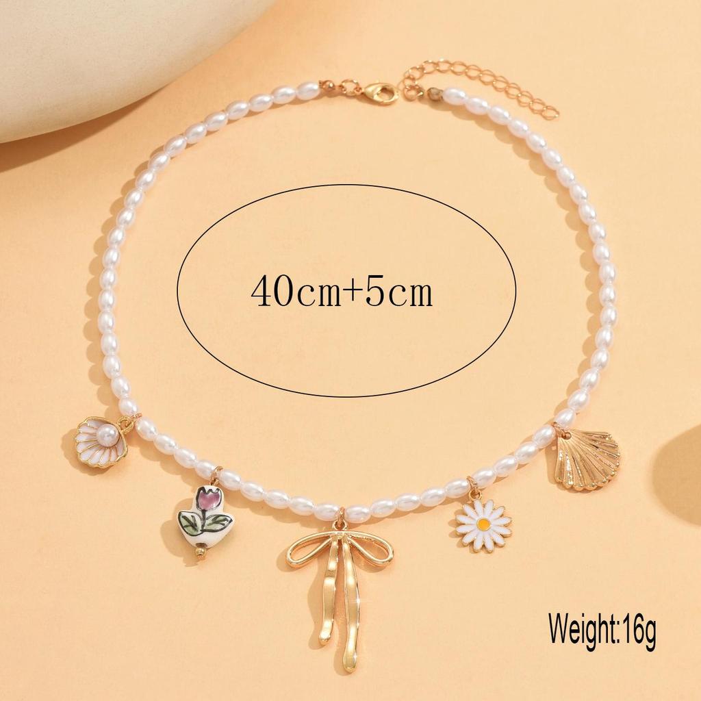 Cross-Border Fashion Baroque Daisy & Faux Pearl Shell Pendant Necklace