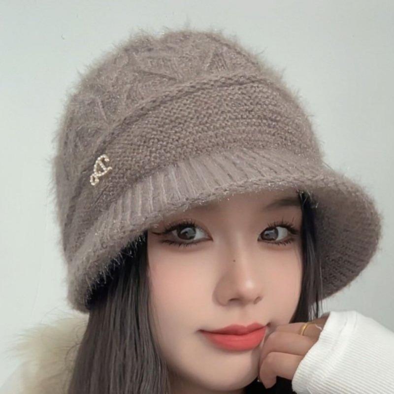 

Женский новый берет зимний вязаный с козырьком-белочкой модный зимний теплый универсальный
