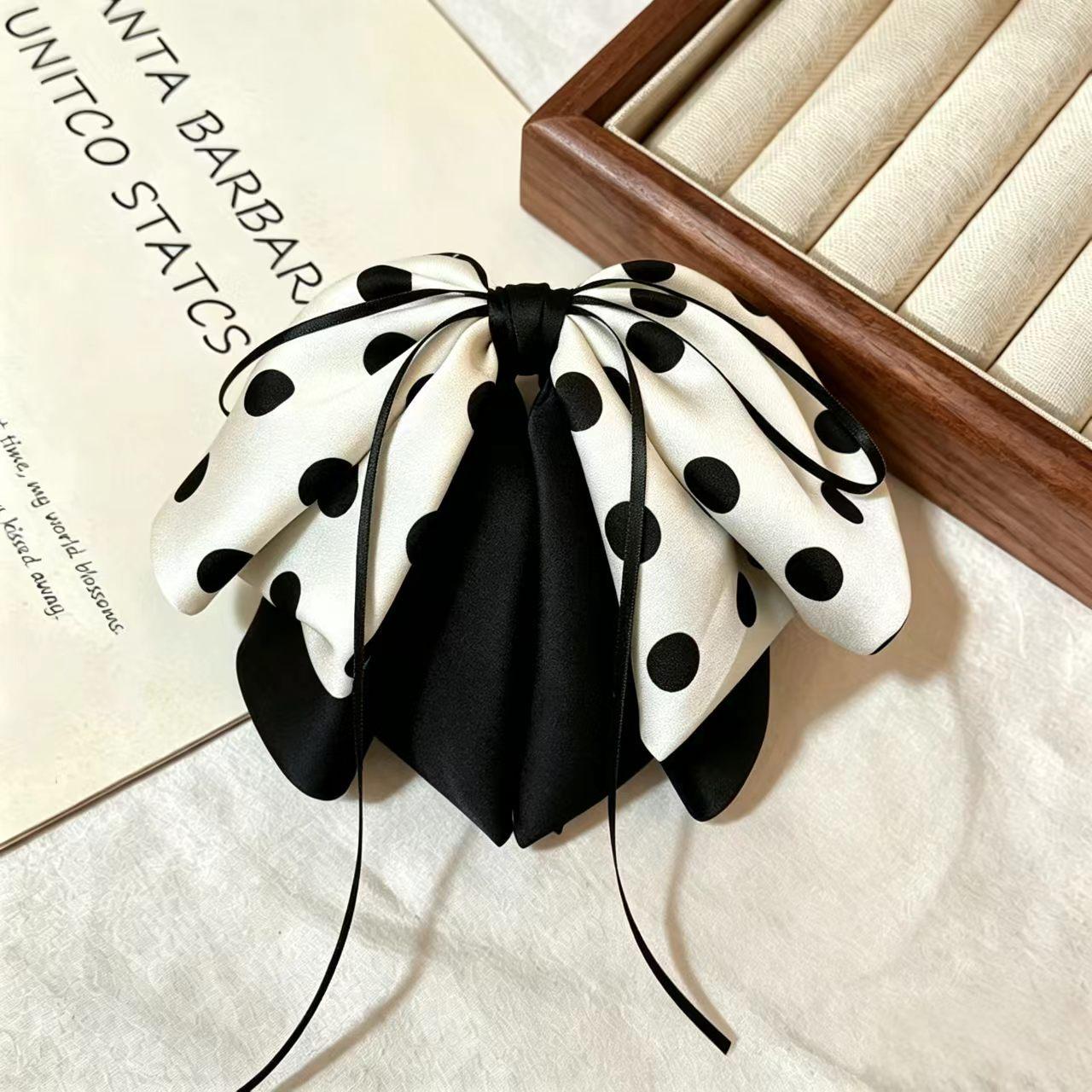 Retro Satin Pearl Bow Hair Clip for Women – Elegant Low Ponytail Hair Accessory