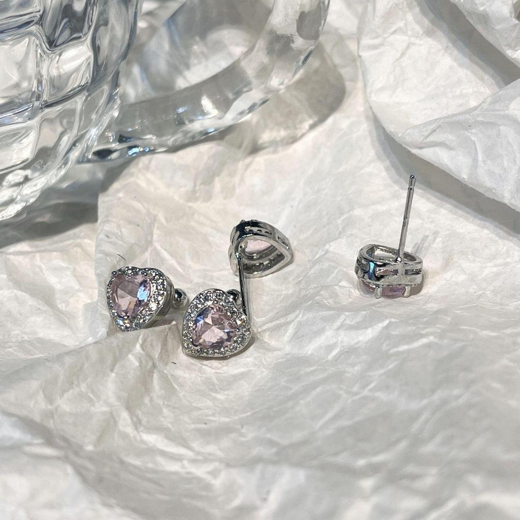 Heart-Beating Pink Star Diamond Stud Earrings for Women