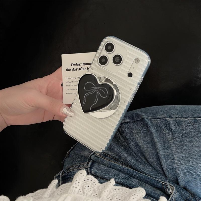

Simple Stripe Heart Magnetic Stand Case for iPhone 17/16 Pro Max/15/14 iPhone 14