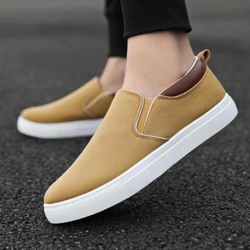 2024 Plus Size Men's Korean Slip-On Canvas Shoes - Old Beijing Style