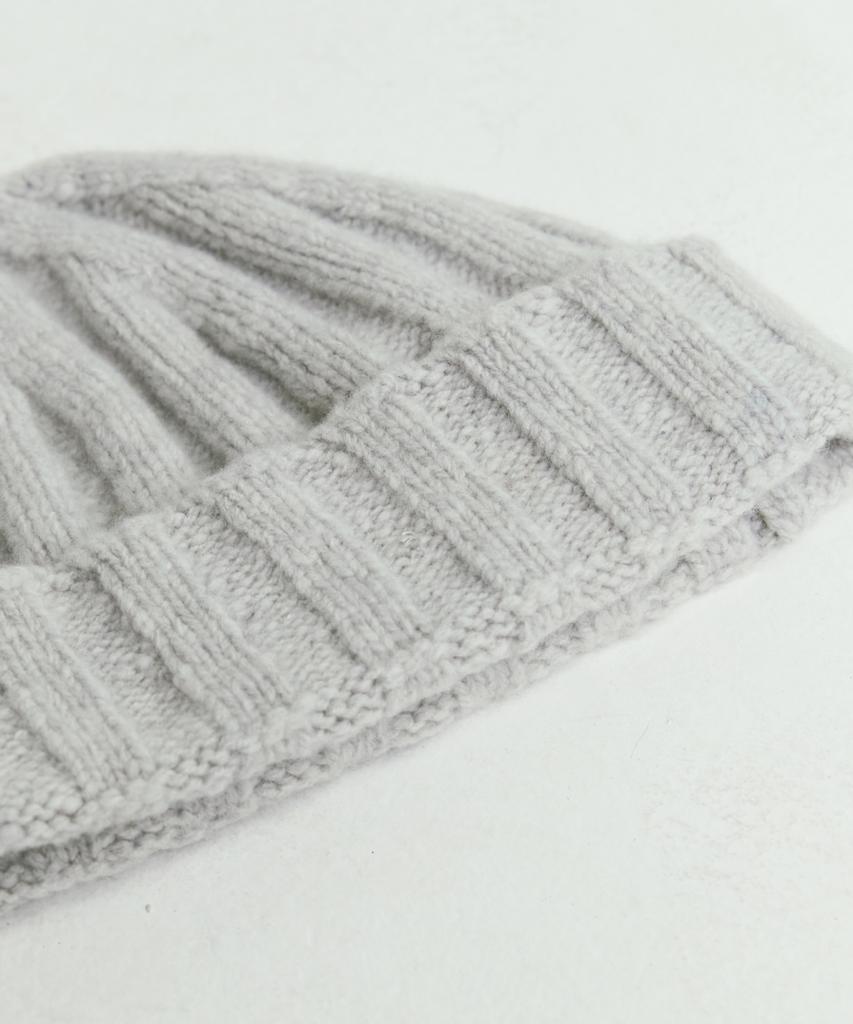 LEI AVERY Merino Wool Ribbed Beanie (Grey)