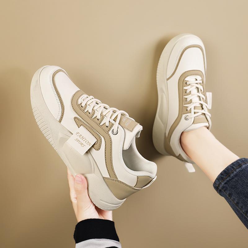 Breathable New Spring and Autumn Fly-woven Mesh Mesh Shoes Hollowed Out Summer Lightweight Sports Shoes Soft Sole