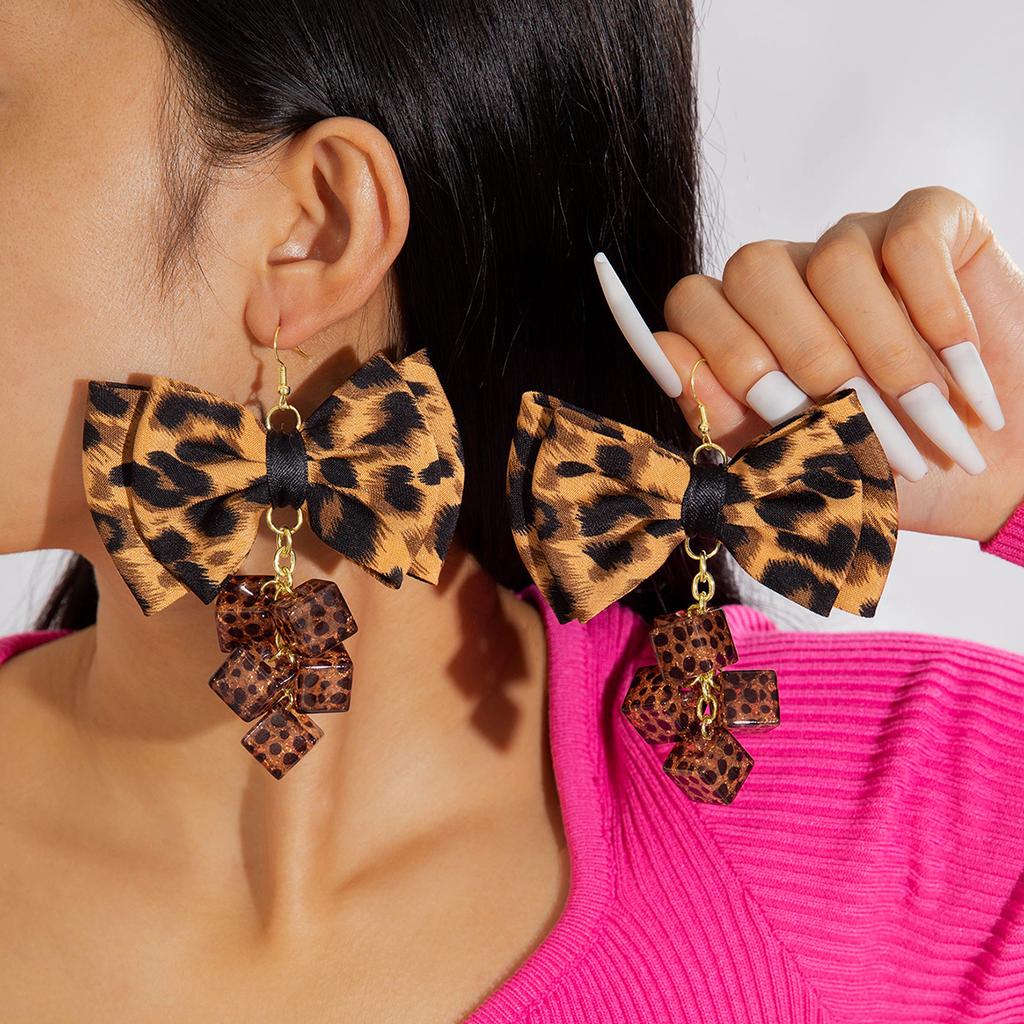 Accessories, autumn and winter fabric leopard print flower earrings, vintage earrings, earrings.
