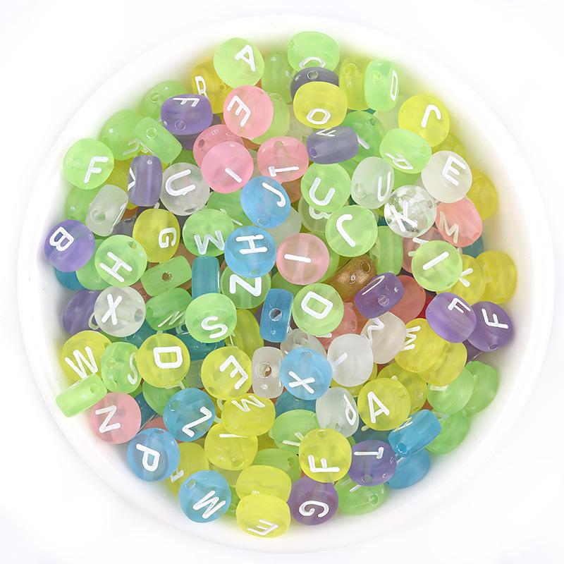 

Акриловые светящиеся бусины-буквы, разные стили, 100 шт./пакет для изготовления браслетов своими руками Diameter ~7mm, Thickness ~4mm, 100 pcs/pack
