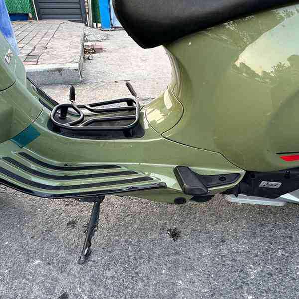 Compatible with Vespa Sprint Primavera 150 Mod: Center Luggage Rack & BBQ Bodywork