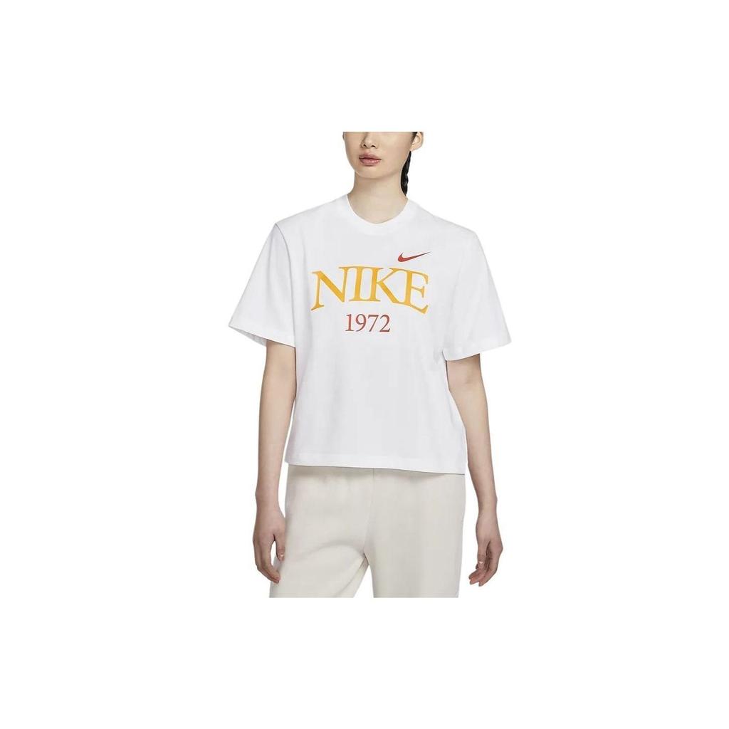 Nike Sportswear Classics Alphanumeric Crew Neck Casual Pullover Short Sleeve T-Shirt Women Tops White FQ6601-101