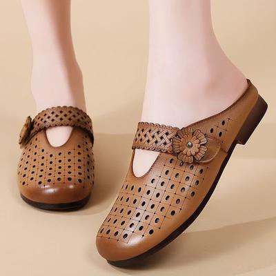 Damen Sommer Leder Ausgeschnitten Baotou Hausschuh Weiche Sohle Rutschfest Blume Retro Outdoor Halbschuh Flache Sohle Runde Zehen Sandale