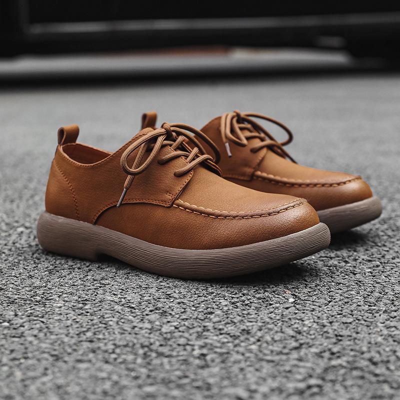 

Casual leather shoes men s breathable leather surface 2025 spring and autumn simple brown leather shoes rubber soft sole men s casual single shoes 44