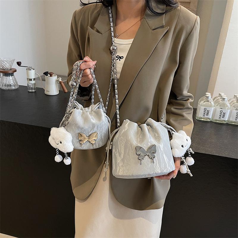 This year's popular bag women's 2025 new autumn butterfly bucket bag premium chain messenger bag