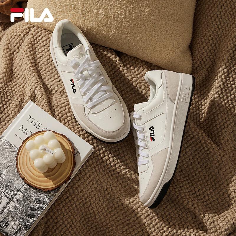 FILA Men s CHIC Low-Top Sneakers 7.5
