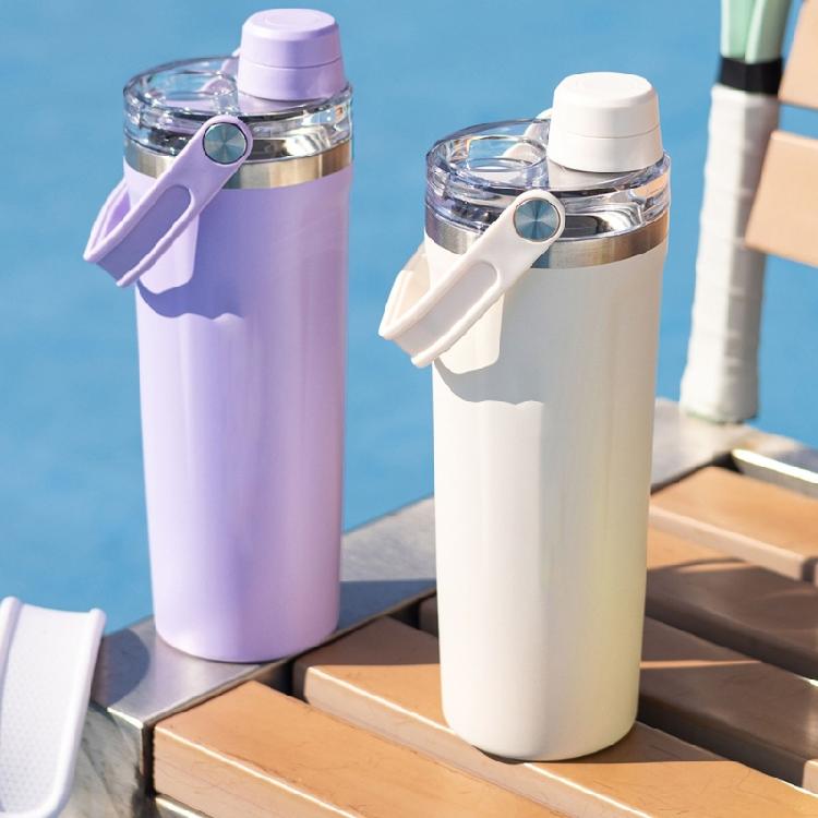 800Ml Nonrust Steel Vacuum Water Bottle With Leak Proof Seal And Ergonomic Handle For Travel Hydrations