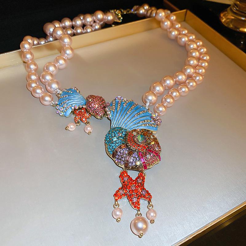 Bracelet rond fleuri européen et américain serti de diamants, boucles d'oreilles, collier, collier et ensemble de bijoux rétro pour femmes.