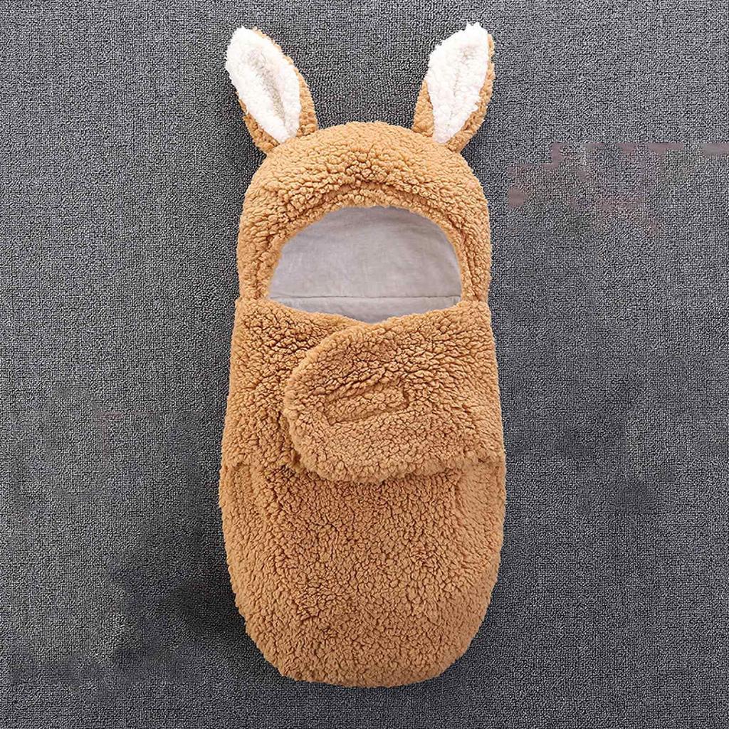 Cobertor com capuz de coelho de pelúcia quente para bebê com cobertor de saco de dormir