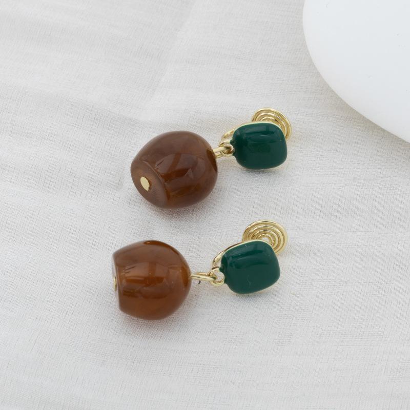 Orecchini Dolci da Fatina Stile Coreano Senza Foro: Design Versatile, Chic e di Alta Gamma per Zampironi.