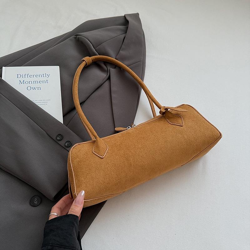 Retro Suede Baguette Bag Women's Autumn New High-value Niche Casual Shoulder Armpit Bag
