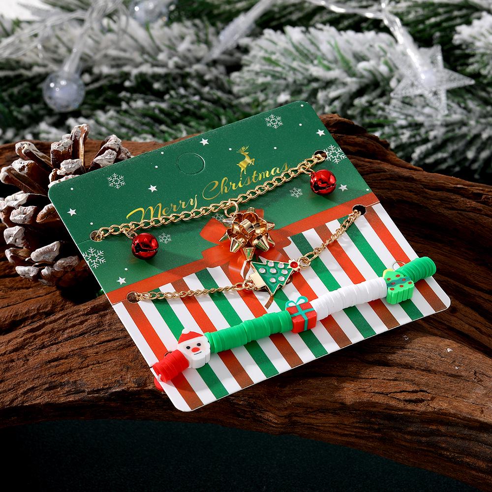 European & American Christmas Tree Clay Bracelet Set: 3-Piece Fashion with Reindeer & Snowflake Designs