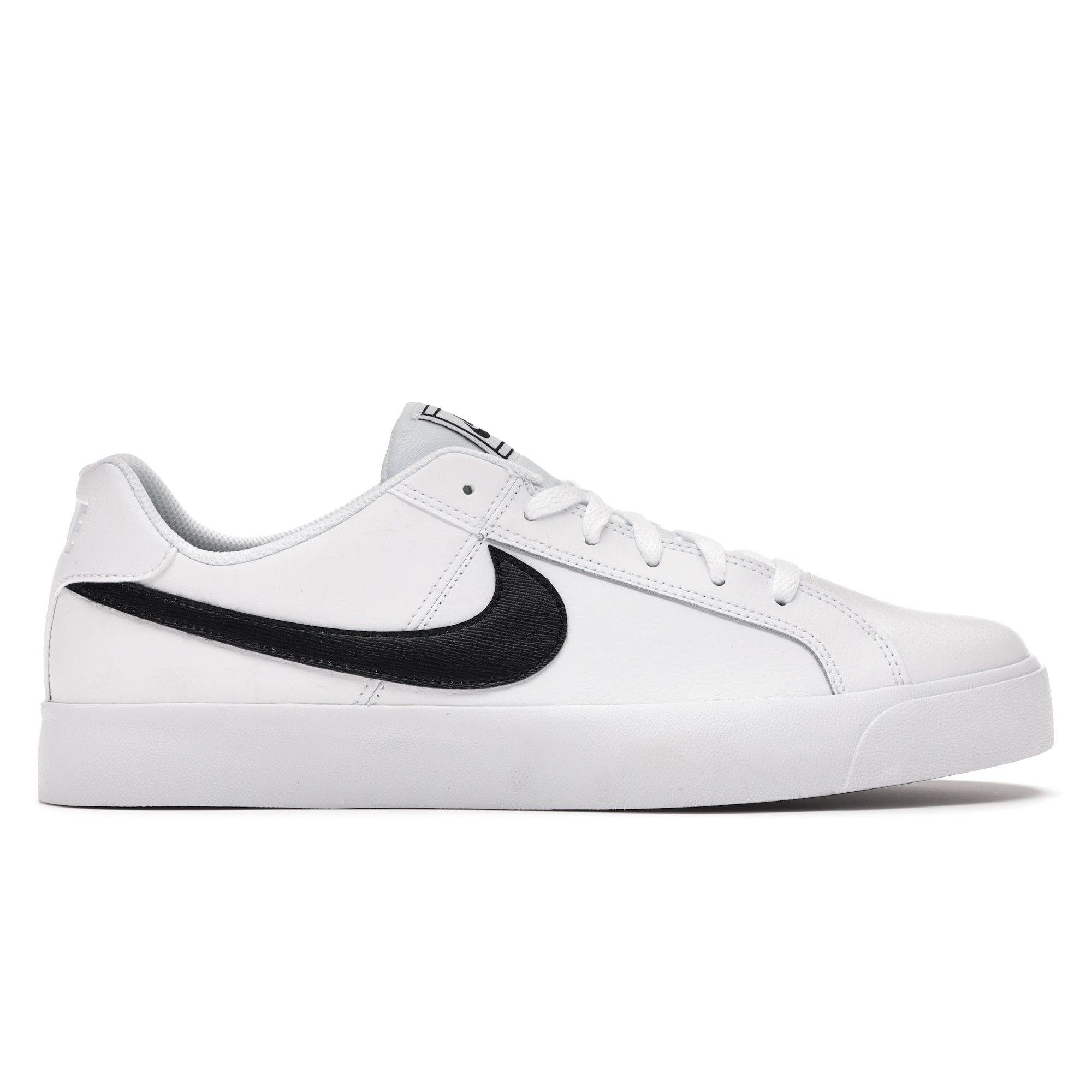 

Кроссовки унисекс Nike Court Royale AC белые черные BQ4222-103