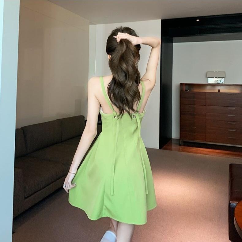 Fashion strap suspender skirt summer new temperament foreign style square collar thin age reduction A word dress