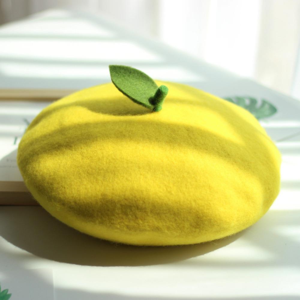 Red Apple Painter Hat Orange Shaped Knit Beret Japanese style Fruit Beret Autumn and Winter Warmth