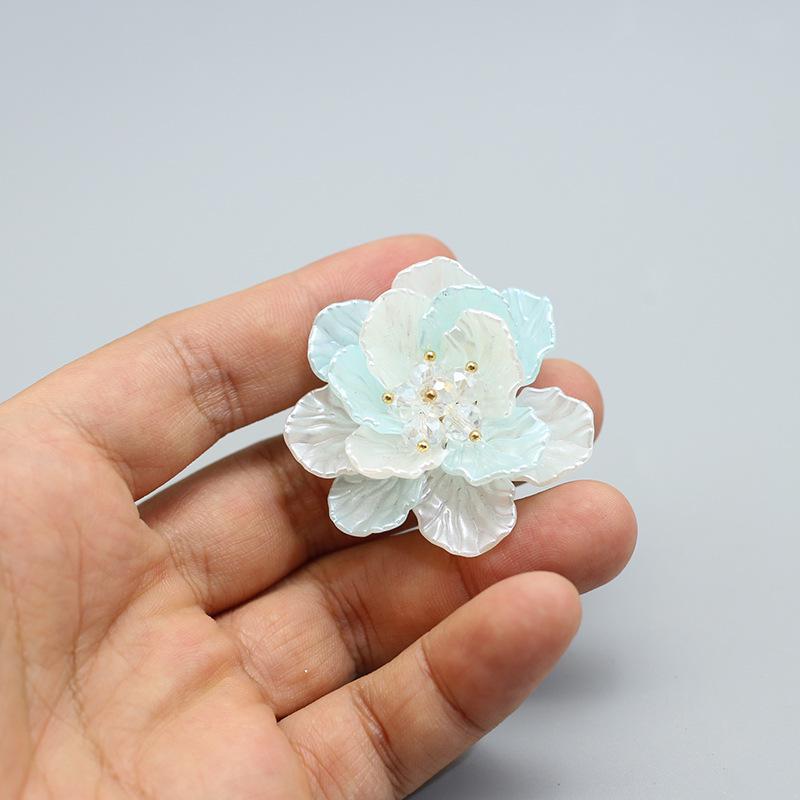 3D Flower Resin Pearl Petal Hair and Clothing Accessories - Handmade DIY Hand-sewn (1 piece)