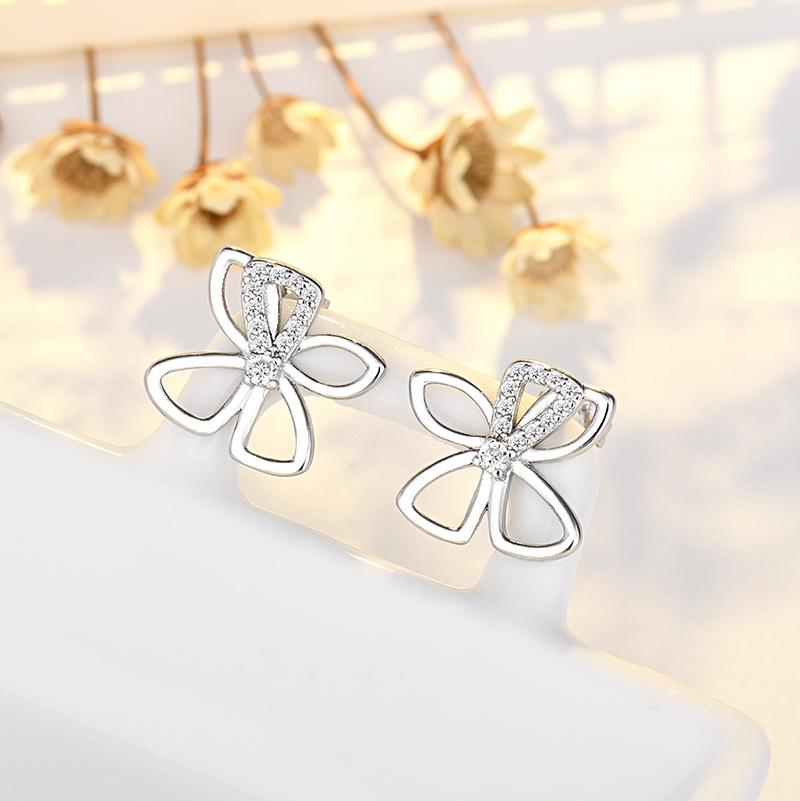 Small Earrings To Raise The Ear Female Personality Simple Cold Wind Earrings Advanced Sense of Jewelry Temperament Sweet Girl Cute Cat Earrings