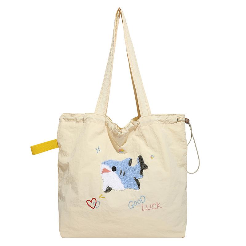 New Nylon Cute Girl Embroidered Shoulder Bag Student Class Bag Literary Hand Canvas Bag Tide
