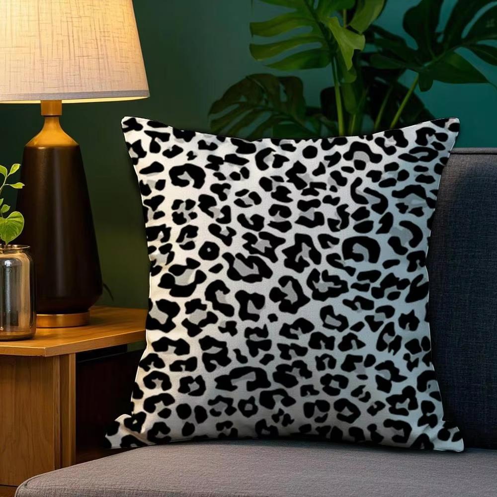 Fashion Leopard Print Pillow Case Plush Fabric Soft Double Sided Print Cushion Cover for Home Sofa Decor and High Quality Throw 45cmx45cm