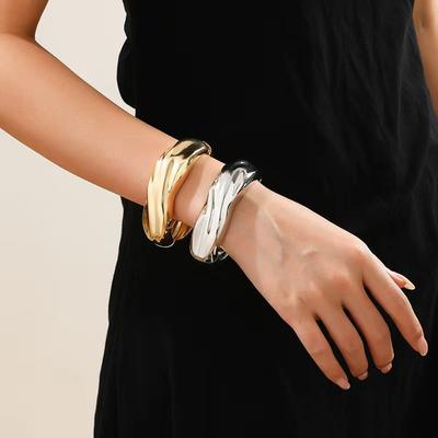 New Irregular Smooth Folds Geometric Modeling Bracelet Heavy Industry Bracelet Spring Buckle Jewelry