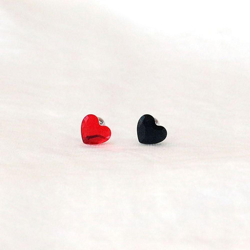 Women In Love Heart Inner Conch Tragus Piercing
