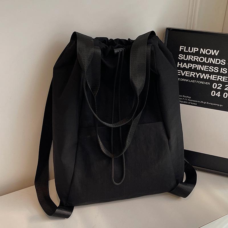 

Сумка Сумка через плече Жіноча Нова Велика Місткість Жіноча Сумка-Мішок на Шнурку Під Пахвою для Поїздок на Роботу