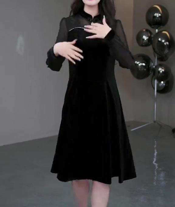 Spring European-Style Off-Shoulder Lace Velvet Dress for Plus Size Middle-Aged Women