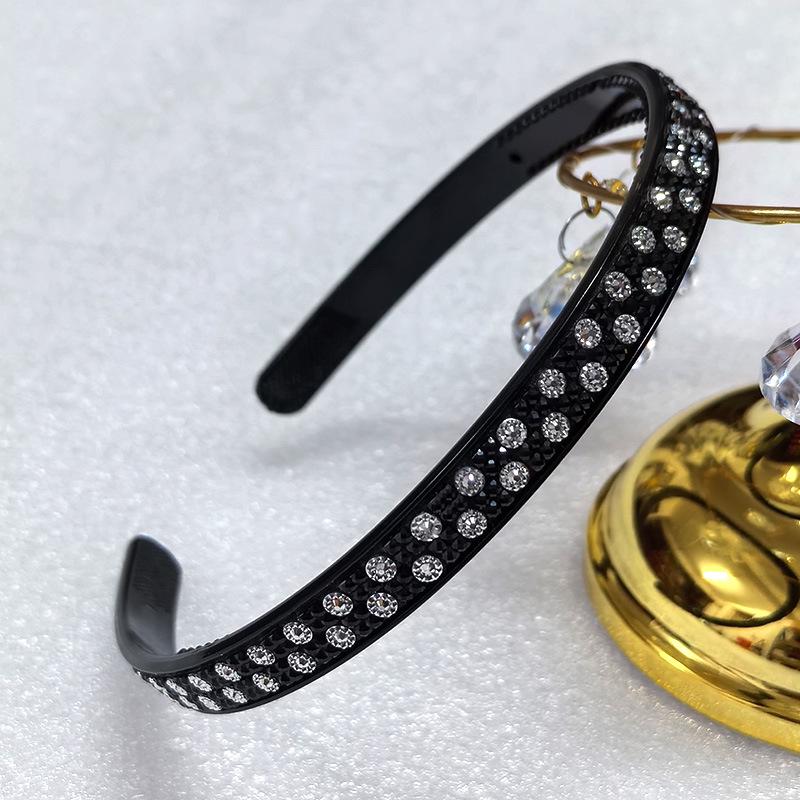 Black Double Row Rhinestone Plastic Headband with Teeth - Non-Slip Hair Accessory