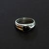 FLIT BLATT SCHWARZER ONYX HERZ RING